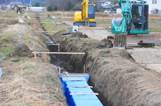 田畑の架け橋工事